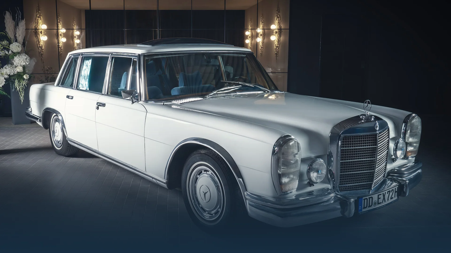 extrabesonders-mercedes-benz-600-udo-juergens-mit-chauffeur-mieten_teaser-square Mercedes 600 - Udo Jürgens - extrabesonders Oldtimer mieten