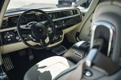 Rolls Royce Phantom Coupé, Bild 6