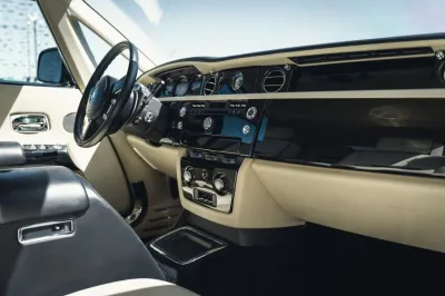 Rolls Royce Phantom Coupé, Bild 8