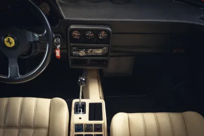 Ferrari 328 GTS, Bild 9