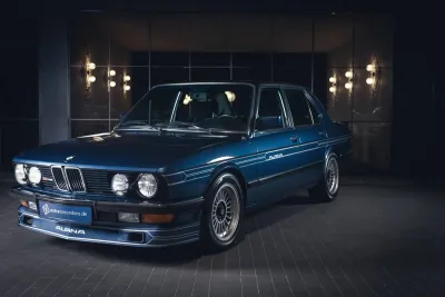 Alpina B9 3.5 blau, Bild 2