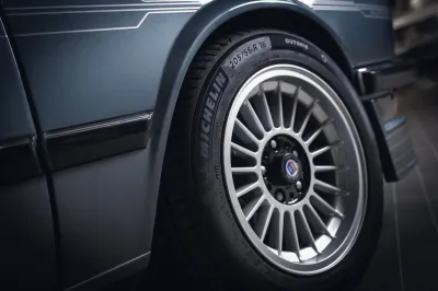 Alpina B9 3.5 silber, Bild 6