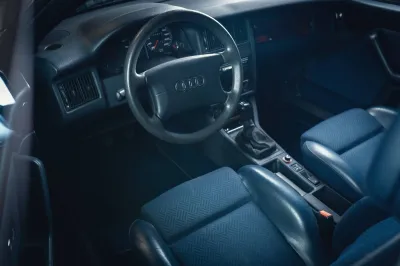 Audi Cabriolet 2.0, Bild 6