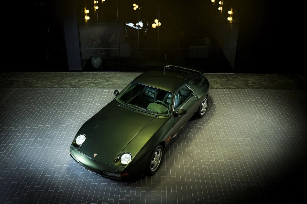 Porsche 928 GTS