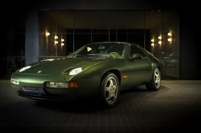 Porsche 928 GTS, Bild 2