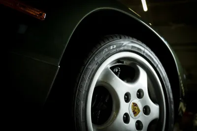 Porsche 928 GTS, Bild 6