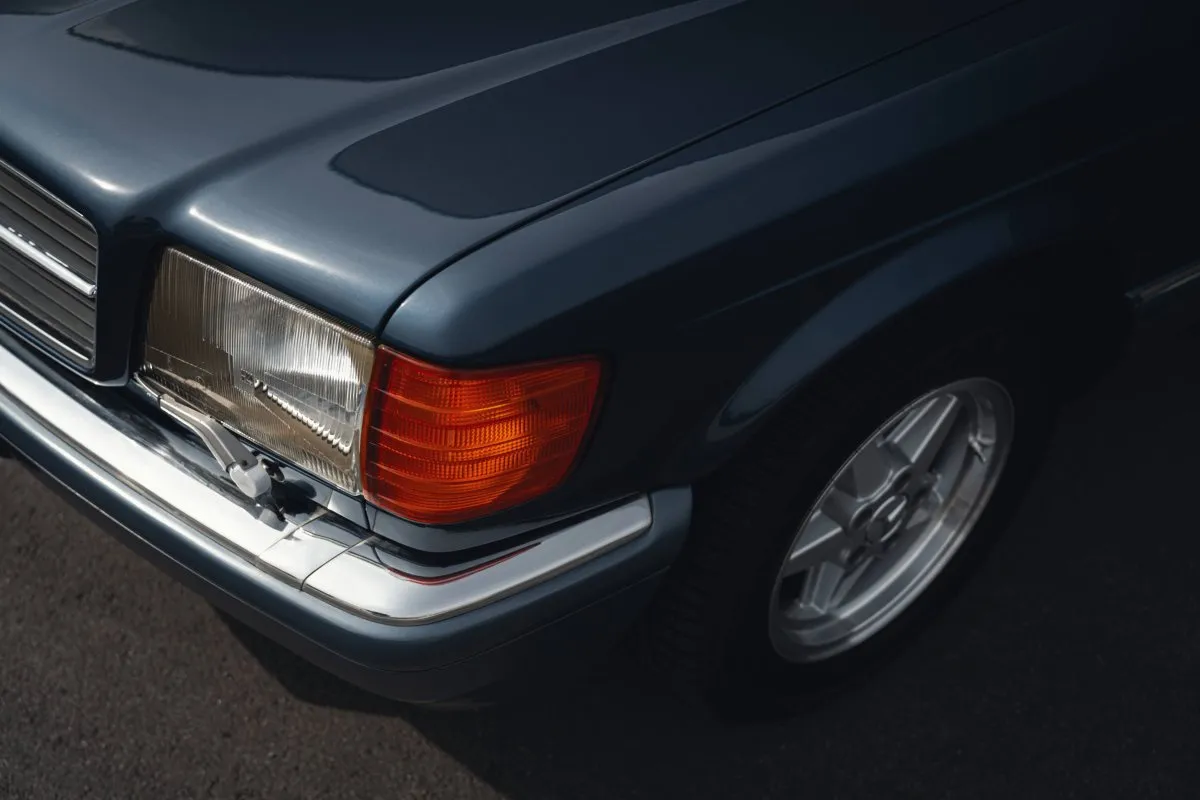 Mercedes-Benz 560 SEC